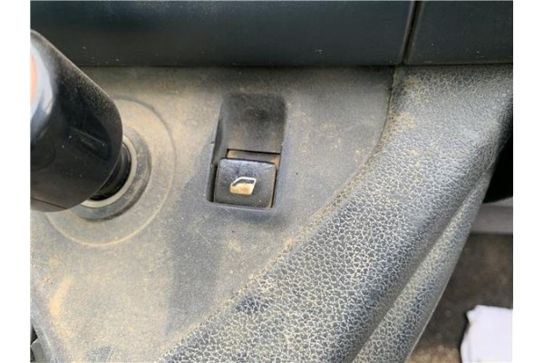 Recambio de mando elevalunas delantero derecho para peugeot partner combispace (5f) 1.6 hdi 90 referencia OEM IAM 6490HQ  