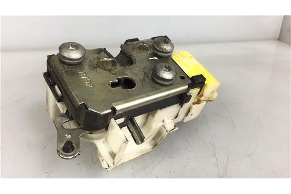 Recambio de cierre electromagnetico delantero izquierdo para fiat ii punto (188) berlina 1.2 60 (188.030, .050, .130, .150, .230