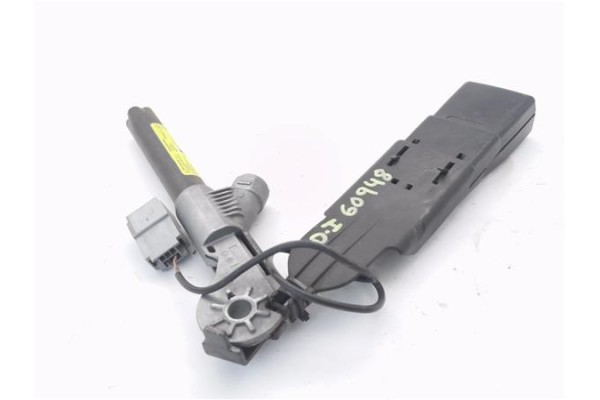 Recambio de anclaje cinturon delantero izquierdo para renault kangoo i (f/kc0) 1.5 dci (kc07) referencia OEM IAM 8200378159  