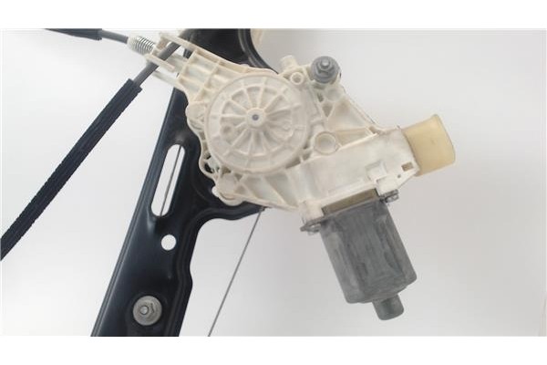 Recambio de mecanismo elevalunas delantero izquierdo para bmw serie 1 berlina (e81/e87) referencia OEM IAM 51337165595 7165595 7