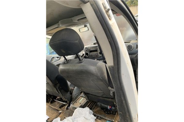 Recambio de asiento delantero derecho para peugeot partner combispace (5f) 1.6 hdi 90 referencia OEM IAM 8846TJ  