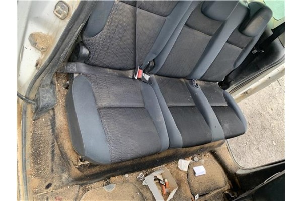 Recambio de asientos traseros para peugeot partner combispace (5f) 1.6 hdi 90 referencia OEM IAM 8846W9 8846X0 