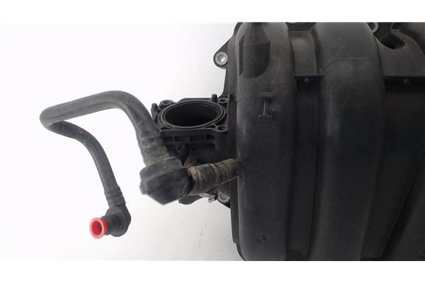 Recambio de colector admision para volkswagen polo iv (9n1) 1.2 12v referencia OEM IAM 3E129711C 261230031 