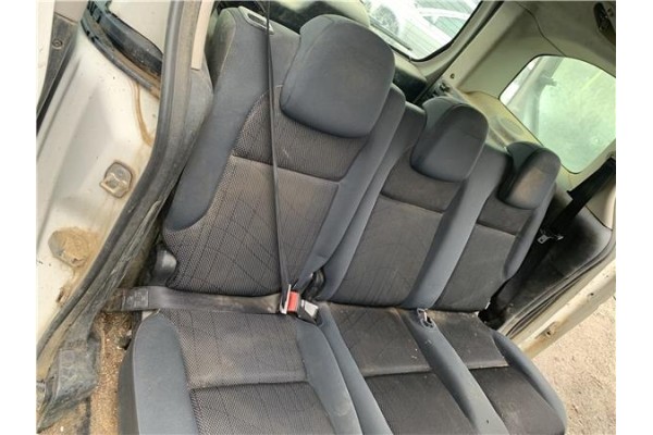 Recambio de asientos traseros para peugeot partner combispace (5f) 1.6 hdi 90 referencia OEM IAM 8846W9 8846X0 