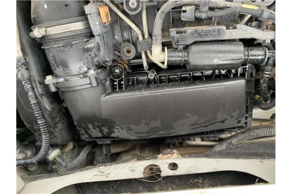 Recambio de carcasa filtro aire para peugeot partner combispace (5f) 1.6 hdi 90 referencia OEM IAM 1420R7  