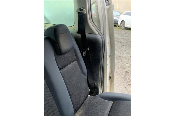 Recambio de cinturon seguridad trasero izquierdo para peugeot partner combispace (5f) 1.6 hdi 90 referencia OEM IAM 8975QS  