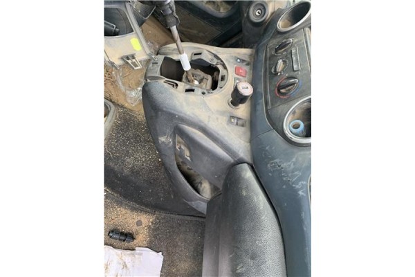 Recambio de consola para peugeot partner combispace (5f) 1.6 hdi 90 referencia OEM IAM 8226TH 98111289ZD 