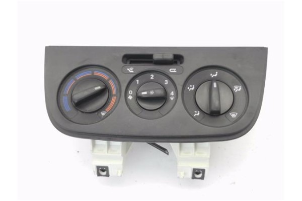 Recambio de mandos calefaccion / a.a. para peugeot bipper 1.4 básico referencia OEM IAM 6490K4 1684870780 