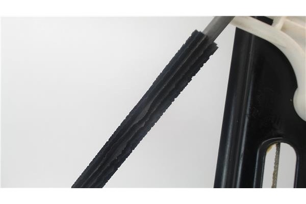 Recambio de mecanismo elevalunas delantero izquierdo para bmw serie 1 berlina (e81/e87) referencia OEM IAM 51337165595 7165595 7