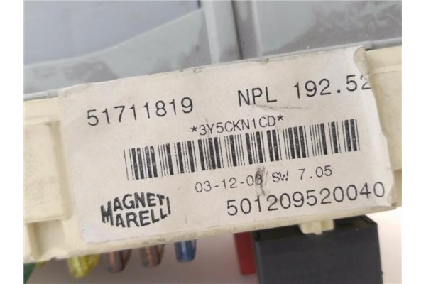 Recambio de caja reles para fiat stilo (192) 1.6 16v (192_xb1a) referencia OEM IAM 51711819 501209520040 