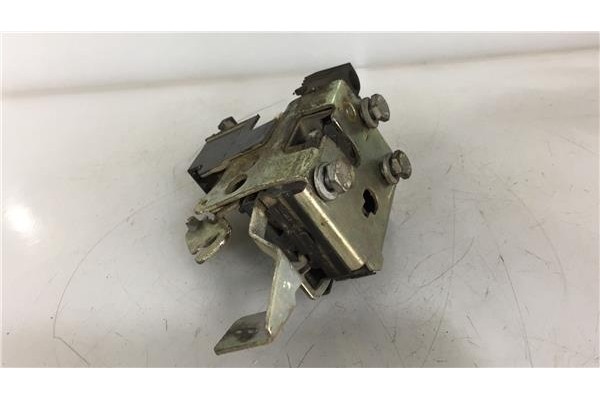 Recambio de cierre electromagnetico delantero izquierdo para peugeot boxer furgón (244) 2.2 hdi referencia OEM IAM 9135N8  