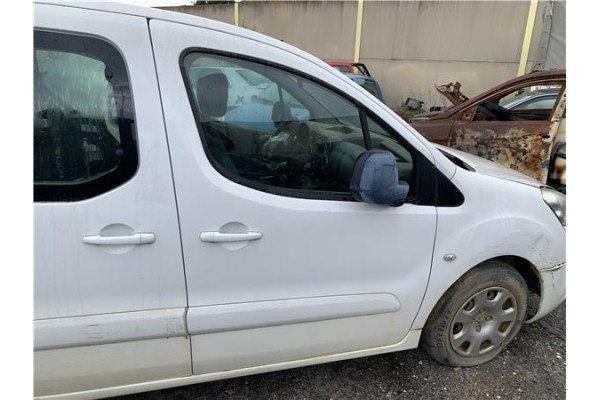 Recambio de puerta delantero derecha para peugeot partner combispace (5f) 1.6 hdi 90 referencia OEM IAM 9004Z6  