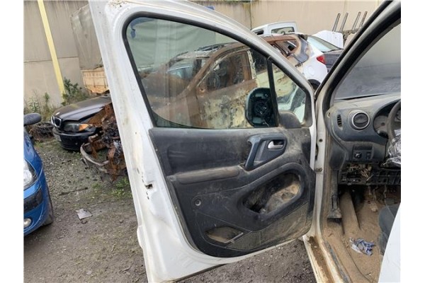 Recambio de puerta delantero izquierda para peugeot partner combispace (5f) 1.6 hdi 90 referencia OEM IAM 9002Z3  