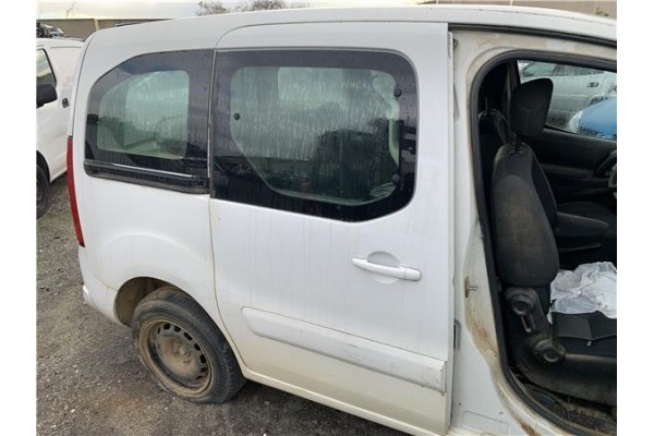 Recambio de puerta trasero derecha para peugeot partner combispace (5f) 1.6 hdi 90 referencia OEM IAM 9008S3 9831169680 