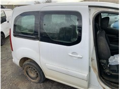 Recambio de puerta trasero derecha para peugeot partner combispace (5f) 1.6 hdi 90 referencia OEM IAM 9008S3 9831169680 