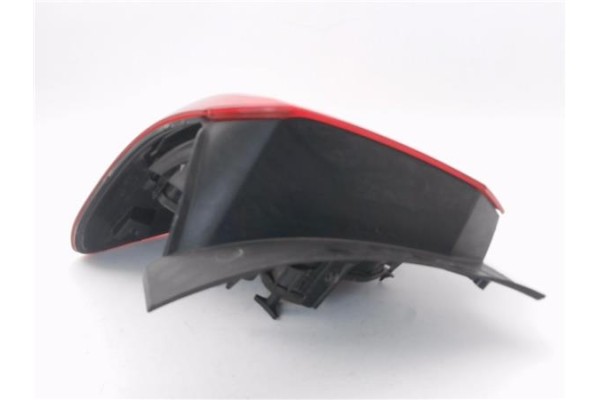 Recambio de piloto trasero derecho para dacia sandero ii 1.2 ambiance referencia OEM IAM 265506669R  