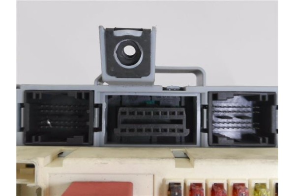 Recambio de caja reles para fiat stilo (192) 1.6 16v (192_xb1a) referencia OEM IAM 51711819 501209520040 