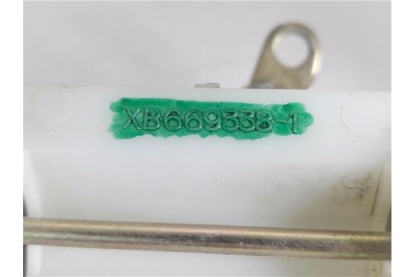 Recambio de maneta exterior porton para mitsubishi montero pinin (h6_w, h7_w) 1.8 gdi (h66w) referencia OEM IAM XB6693381  