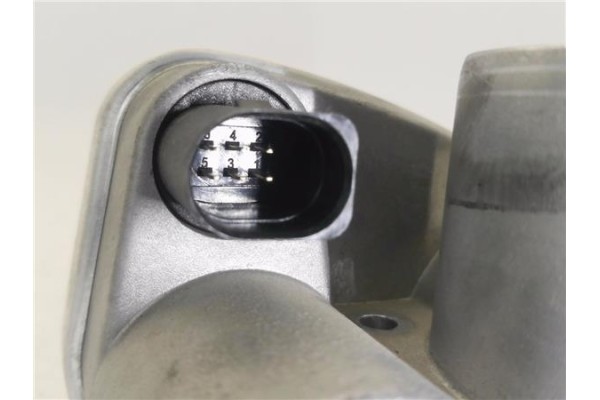 Recambio de caja mariposa aire para volkswagen golf iv berlina (1j1) 1.6 16v referencia OEM IAM 703703770  