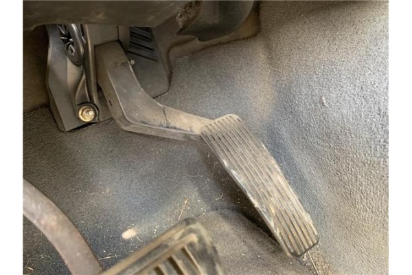 Recambio de pedal acelerador para jeep cherokee (kj) 2.8 crd extreme referencia OEM IAM 53013921AA  
