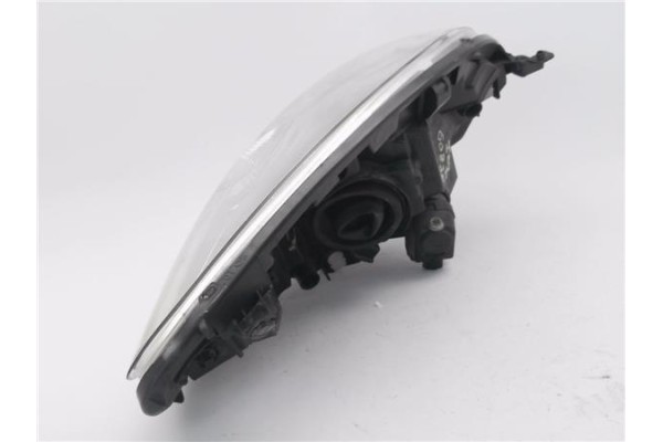 Recambio de faro delantero izquierdo para citroen c1 1.4 audace referencia OEM IAM 811700H050  
