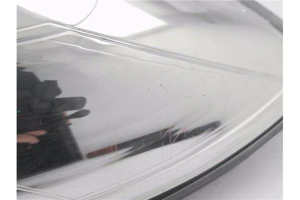 Recambio de faro delantero izquierdo para citroen c1 1.4 audace referencia OEM IAM 811700H050  