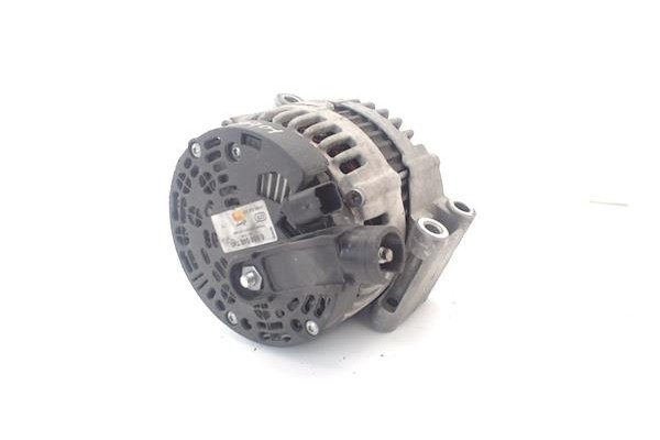 Recambio de alternador para peugeot 5008 1.6 premium referencia OEM IAM 0986048740  