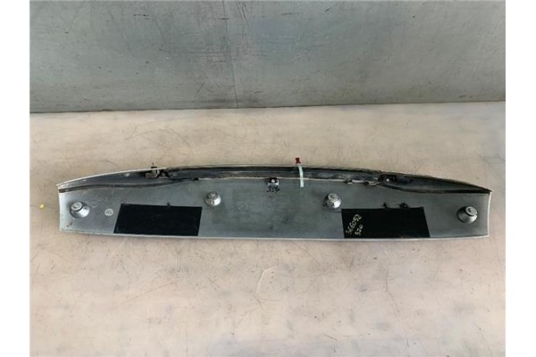 Recambio de aleron trasero para bmw serie 3 touring (e46) 2.2 320i referencia OEM IAM 51718235987 8235987 