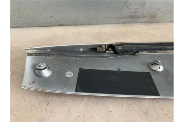 Recambio de aleron trasero para bmw serie 3 touring (e46) 2.2 320i referencia OEM IAM 51718235987 8235987 