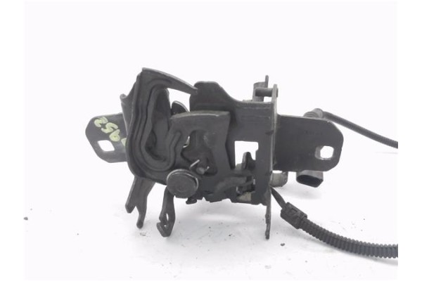 Recambio de cerradura capo para volkswagen golf iv berlina (1j1) 1.6 16v referencia OEM IAM 1J0823503C  