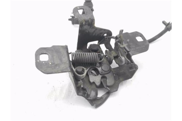 Recambio de cerradura capo para volkswagen golf iv berlina (1j1) 1.6 16v referencia OEM IAM 1J0823503C  