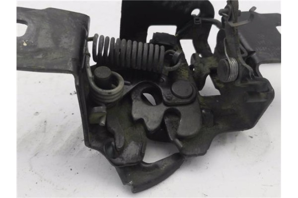 Recambio de cerradura capo para volkswagen golf iv berlina (1j1) 1.6 16v referencia OEM IAM 1J0823503C  