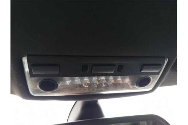Recambio de luz delantero central techo para bmw serie 3 touring (e46) 2.2 320i referencia OEM IAM 63316962046  