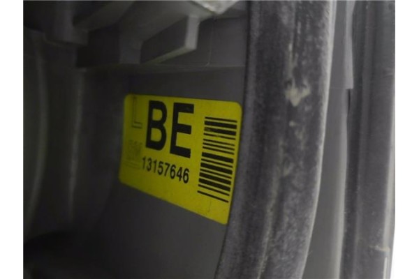 Recambio de piloto trasero izquierdo para opel vectra c berlina 1.9 elegance referencia OEM IAM 13157646  