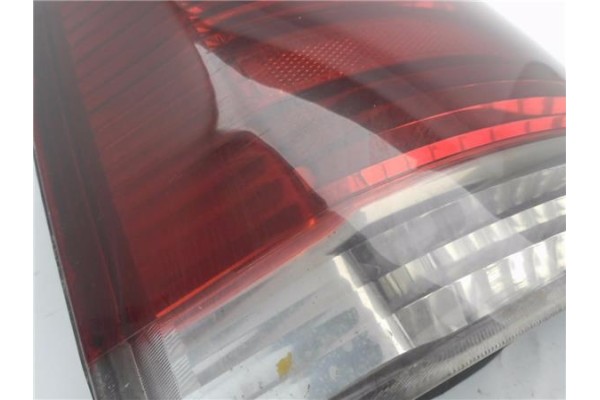 Recambio de piloto trasero izquierdo para opel vectra c berlina 1.9 elegance referencia OEM IAM 13157646  