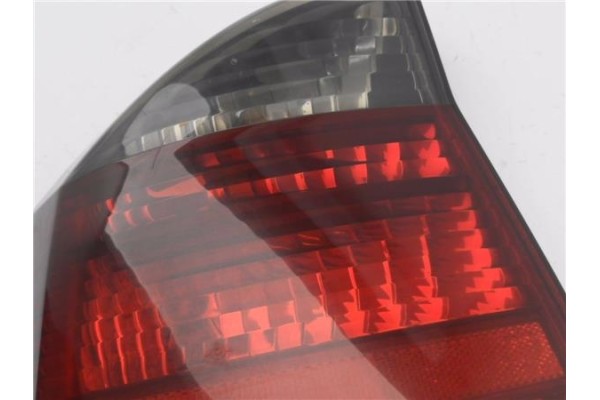 Recambio de piloto trasero izquierdo para opel vectra c berlina 1.9 elegance referencia OEM IAM 13157646  