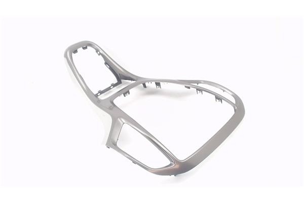 Recambio de embellecedor consola salpicadero para opel astra j 1.6 referencia OEM IAM 13257562 13313388 