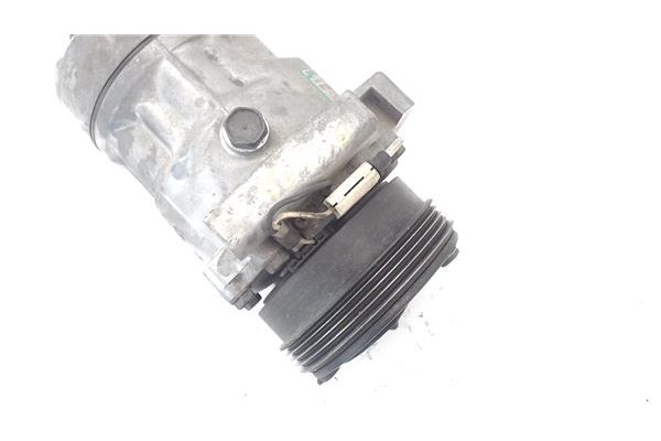 Recambio de compresor aire acond. para renault clio ii fase ii (b/cb0) 1.2 base authentique referencia OEM IAM 08842702262 82003