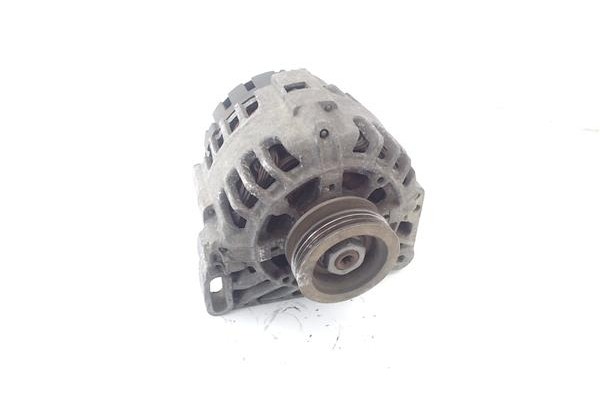 Recambio de alternador para renault clio ii fase ii (b/cb0) 1.2 base authentique referencia OEM IAM 7700437090 SG9B035 