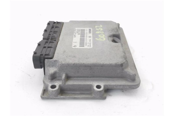Recambio de centralita para fiat i doblo (223) cargo 1.9 jtd (223zxe1a) referencia OEM IAM 73501235 281010344 