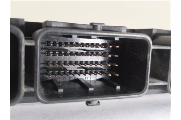 Recambio de centralita para peugeot 207 1.4 confort referencia OEM IAM 9663475880 281012529 