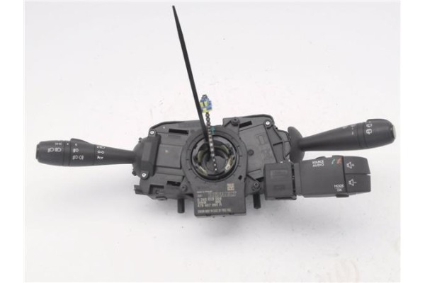 Recambio de mando intermitencia para dacia sandero ii 1.2 ambiance referencia OEM IAM 681722712R 265019069 