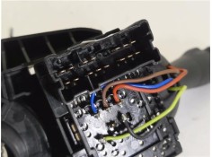 Recambio de mando intermitencia para dacia sandero ii 1.2 ambiance referencia OEM IAM 681722712R 265019069 