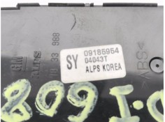 Recambio de mando elevalunas delantero izquierdo para opel vectra c berlina 1.9 elegance referencia OEM IAM 09185954 687833988 