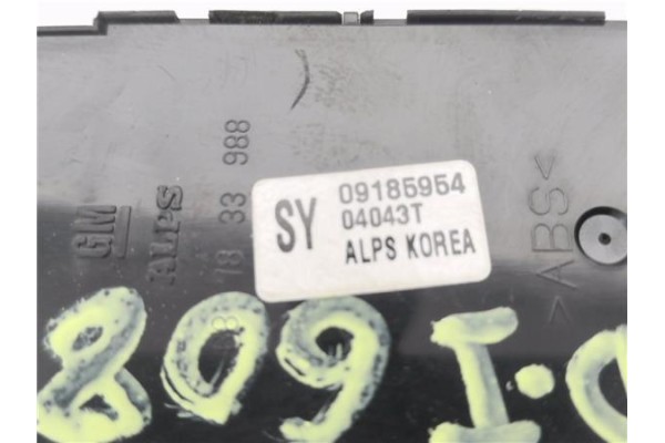 Recambio de mando elevalunas delantero izquierdo para opel vectra c berlina 1.9 elegance referencia OEM IAM 09185954 687833988 