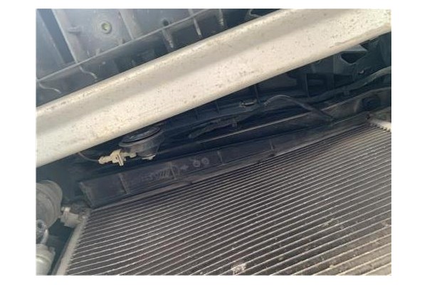 Recambio de refuerzo paragolpes para renault clio iii 1.5 dci (c/br1g) referencia OEM IAM 8200124595  