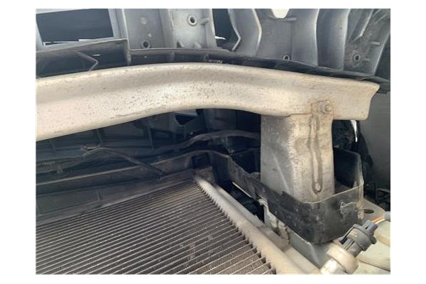 Recambio de refuerzo paragolpes para renault clio iii 1.5 dci (c/br1g) referencia OEM IAM 8200124595  