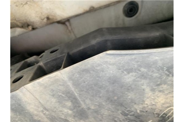 Recambio de refuerzo paragolpes trasero para renault clio iii 1.5 dci (c/br1g) referencia OEM IAM 8200290084  