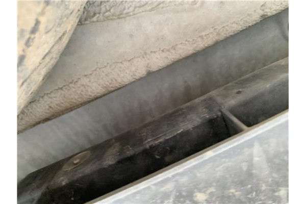 Recambio de refuerzo paragolpes trasero para renault clio iii 1.5 dci (c/br1g) referencia OEM IAM 8200290084  