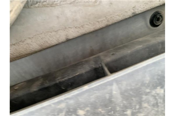 Recambio de refuerzo paragolpes trasero para renault clio iii 1.5 dci (c/br1g) referencia OEM IAM 8200290084  